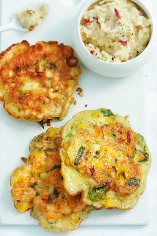 Maisküchlein mit Meerrettichcreme Maisküchlein mit Meerrettichcreme