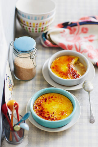 Crème brûlée mit Vanille und Safran Crème brûlée mit Vanille und Safran