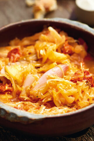 Sauerkrauteintopf mit Schalotten Sauerkrauteintopf mit Schalotten