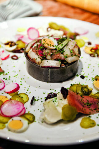 RADICCHIO IN INSALATA CON ACCIUGHE RADICCHIO IN INSALATA CON ACCIUGHE