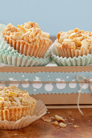 Apple-Crumble-Muffins Apple-Crumble-Muffins