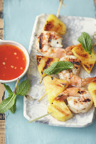 Garnelen-Ananas-Spieße Garnelen-Ananas-Spieße