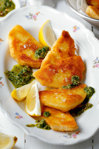 Sellerie-Nuggets mit Walnusspesto Sellerie-Nuggets mit Walnusspesto