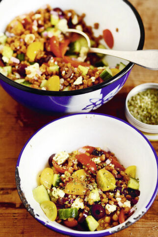 WEIZENSALAT GRIECHISCHER ART WEIZENSALAT GRIECHISCHER ART