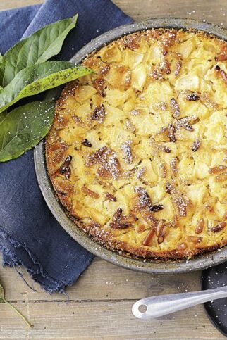 »Torta di mele« mit Pinienkernen