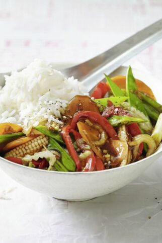 Reis mit Thai-Gemüse