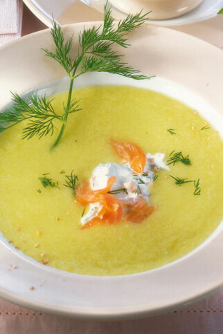 Gurkensuppe mit Lachs Gurkensuppe mit Lachs