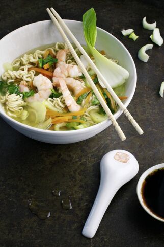 Asiatische Nudelsuppe Asiatische Nudelsuppe