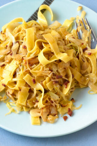 Nudeln mit Weißkohl und Speck Nudeln mit Weißkohl und Speck