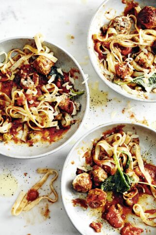 Pasta mit Hackbällchen Pasta mit Hackbällchen