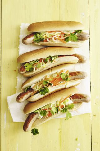 Asian-Style-Hot-Dog