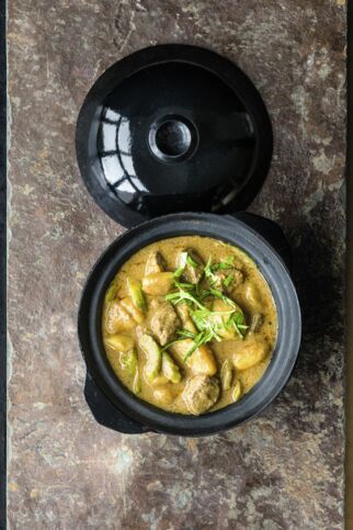 Massaman-Curry mit Rind