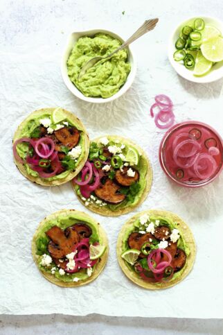 Tacos mit Red Onion Pickles Tacos mit Red Onion Pickles