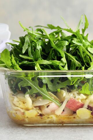 Käsesalat mit Nektarine Käsesalat mit Nektarine