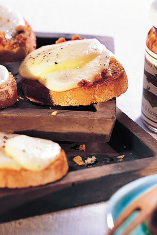 Gratinierte Crostini