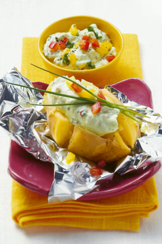 Baked Potatoes mit scharfer Avocadosauce Baked Potatoes mit scharfer Avocadosauce