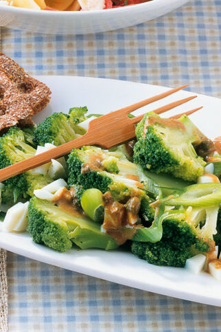 Brokkolisalat Brokkolisalat