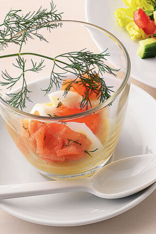 Ei im Glas mit Räucherlachs Ei im Glas mit Räucherlachs