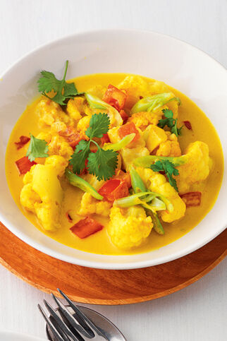 Blumenkohl-Curry mit Ingwer und Koriander Blumenkohl-Curry mit Ingwer und Koriander