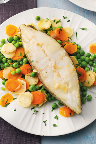 Heilbutt auf Gemüse Heilbutt auf Gemüse