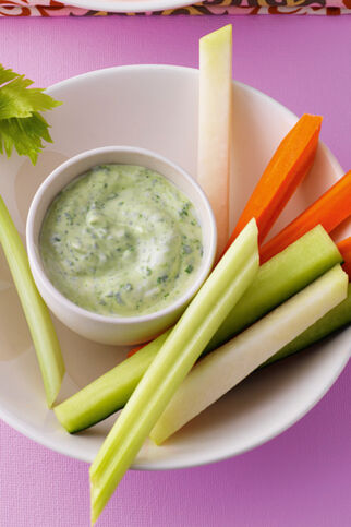 Knabberrohkost mit Quarkdip Knabberrohkost mit Quarkdip