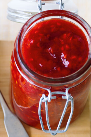 Himbeer-Vanille-Mus Himbeer-Vanille-Mus