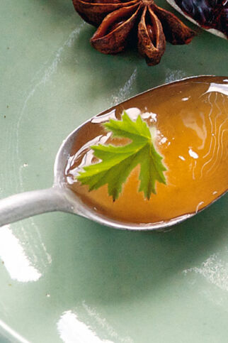 Himbeergelee mit Zitronenmelisse