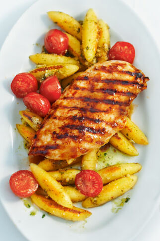 Hähnchenschnitzel mit Pesto-Schupfnudeln Hähnchenschnitzel mit Pesto-Schupfnudeln