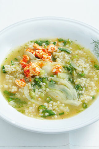 Gerstentopf mit Fenchel