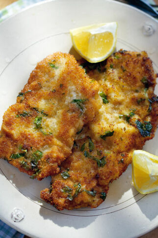 Kalbsschnitzel mit Kräuterpanade Kalbsschnitzel mit Kräuterpanade