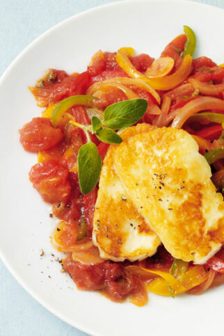 Peperonata mit Halloumi Peperonata mit Halloumi