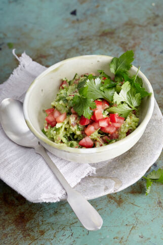 Klassische mexikanische Guacamole Klassische mexikanische Guacamole