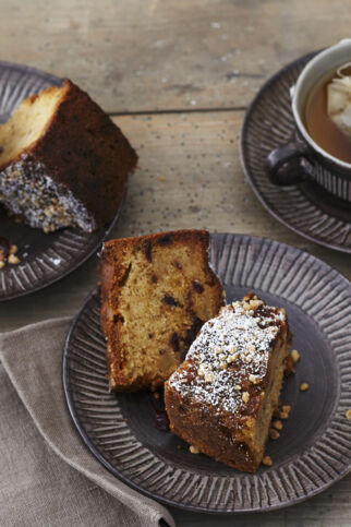 Apfel-Krokant-Kranz mit Cranberrys Apfel-Krokant-Kranz mit Cranberrys