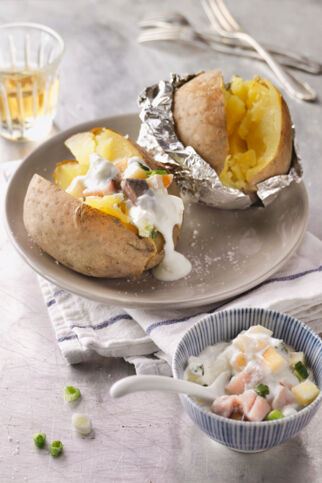 Folienkartoffeln mit Matjes-Schmand Folienkartoffeln mit Matjes-Schmand