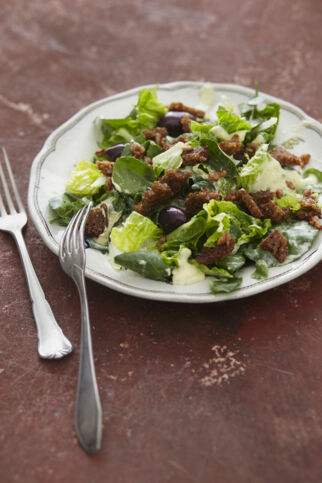 Caesars Salad mit Brunnenkresse