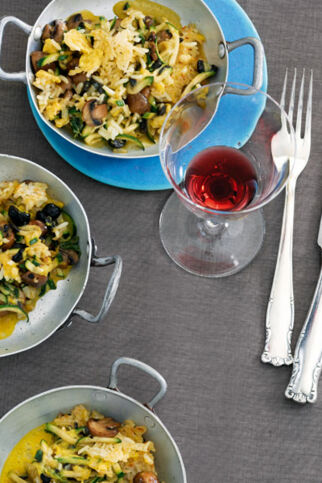 Gebratener Reis mit Gemüse Gebratener Reis mit Gemüse