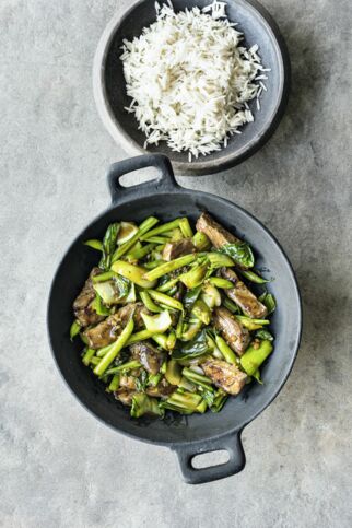 Grünes Wok-Gemüse mit Rumpsteak Grünes Wok-Gemüse mit Rumpsteak