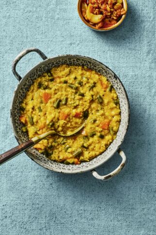 Hirse-Linsen-Eintopf mit Gemüse Hirse-Linsen-Eintopf mit Gemüse