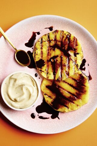 Gegrillte Ananas mit Nicecream Gegrillte Ananas mit Nicecream