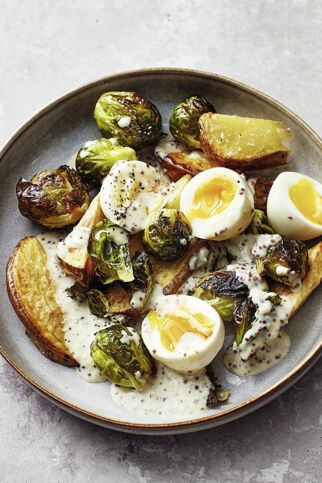 Eier in Senfsauce mit Rosenkohl Eier in Senfsauce mit Rosenkohl