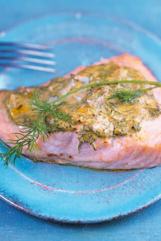 Lachssteak mit Senfkruste Lachssteak mit Senfkruste