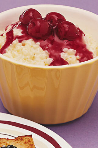 Milchreis mit Kirschen Milchreis mit Kirschen