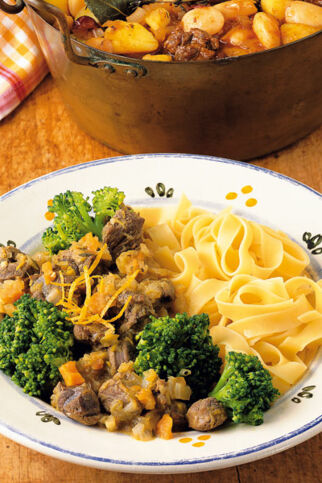 Rehragout mit Orange