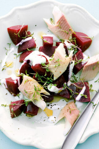 Rote-Bete-Salat mit Räucherforelle Rote-Bete-Salat mit Räucherforelle