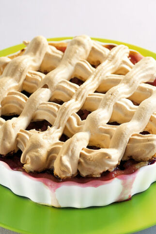 Rhabarber-Tarte mit Baiser Rhabarber-Tarte mit Baiser