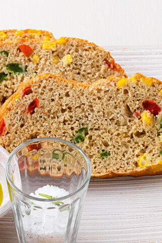 Maisbrot mit Paprika Maisbrot mit Paprika