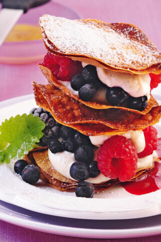 Filoteig-Lasagne mit Waldbeeren Filoteig-Lasagne mit Waldbeeren