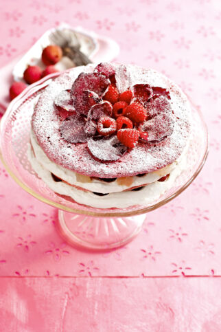 Rosen-Litschi-Torte Rosen-Litschi-Torte