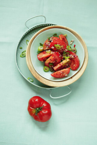Tomatensalat mit Chilis Tomatensalat mit Chilis