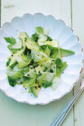 Apfel-Avocado-Salat mit Limetten-Honig-Dressing